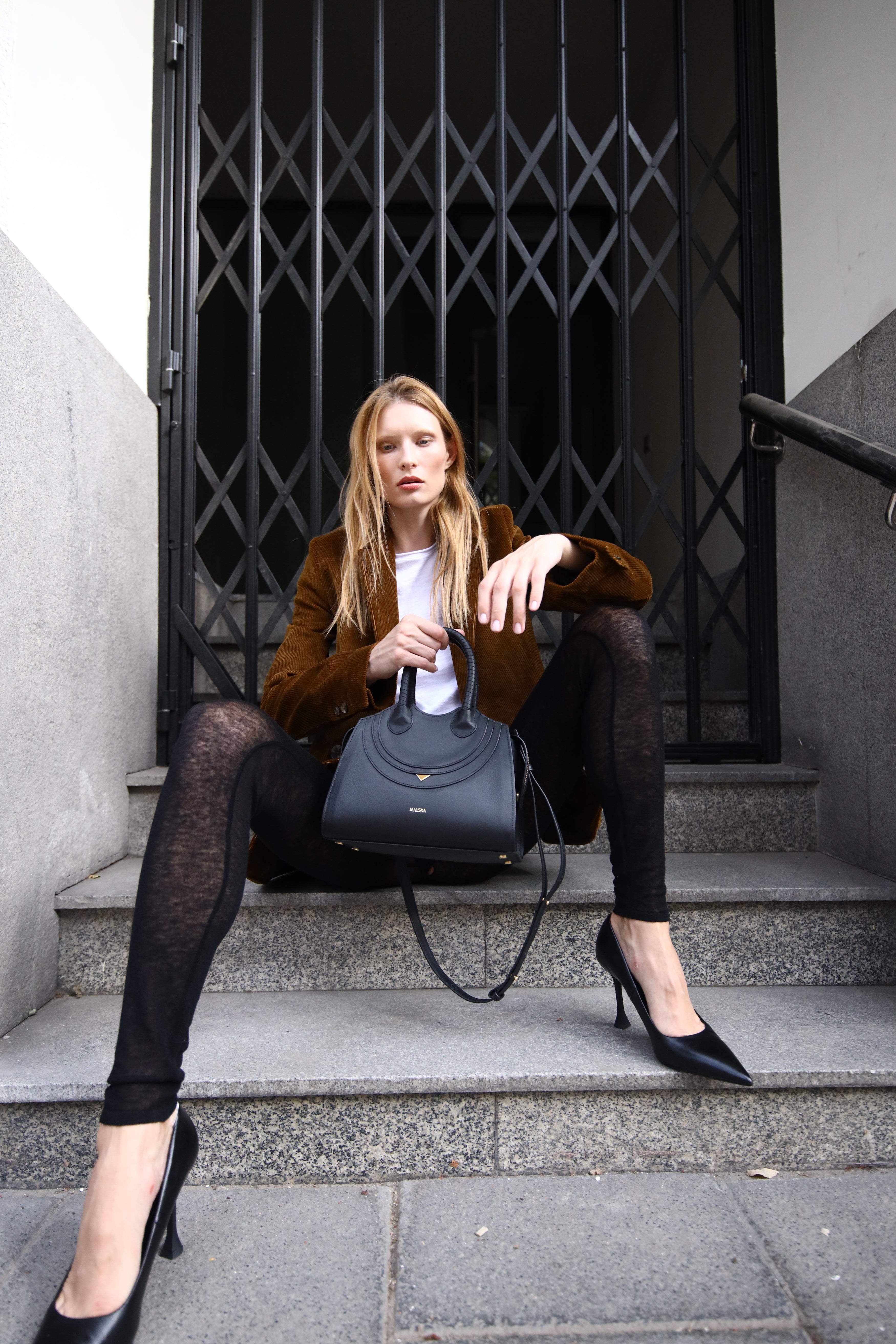 Rosario medium - black