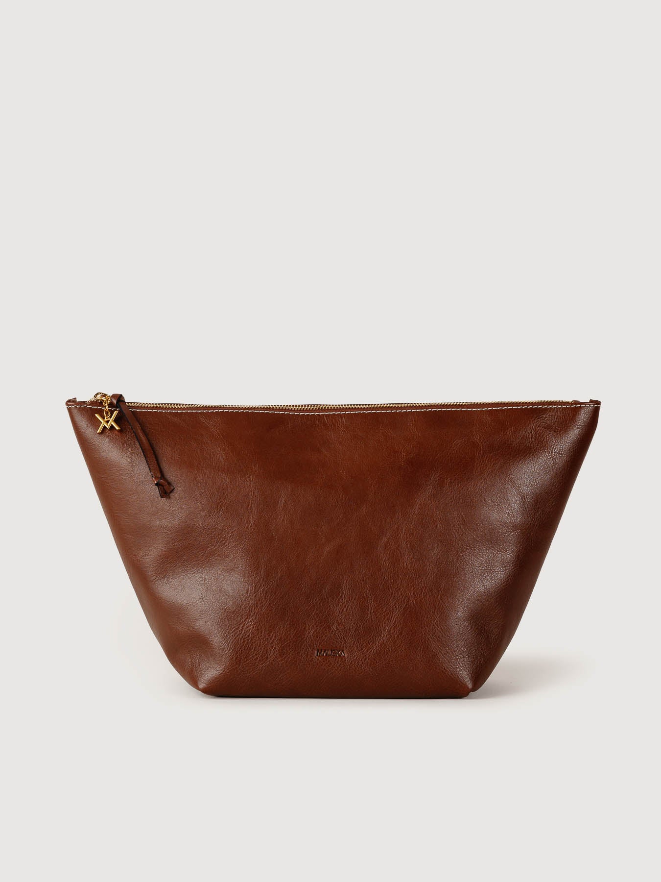 Cartagena pouch in hazelnut vegetable-tanned leather front view