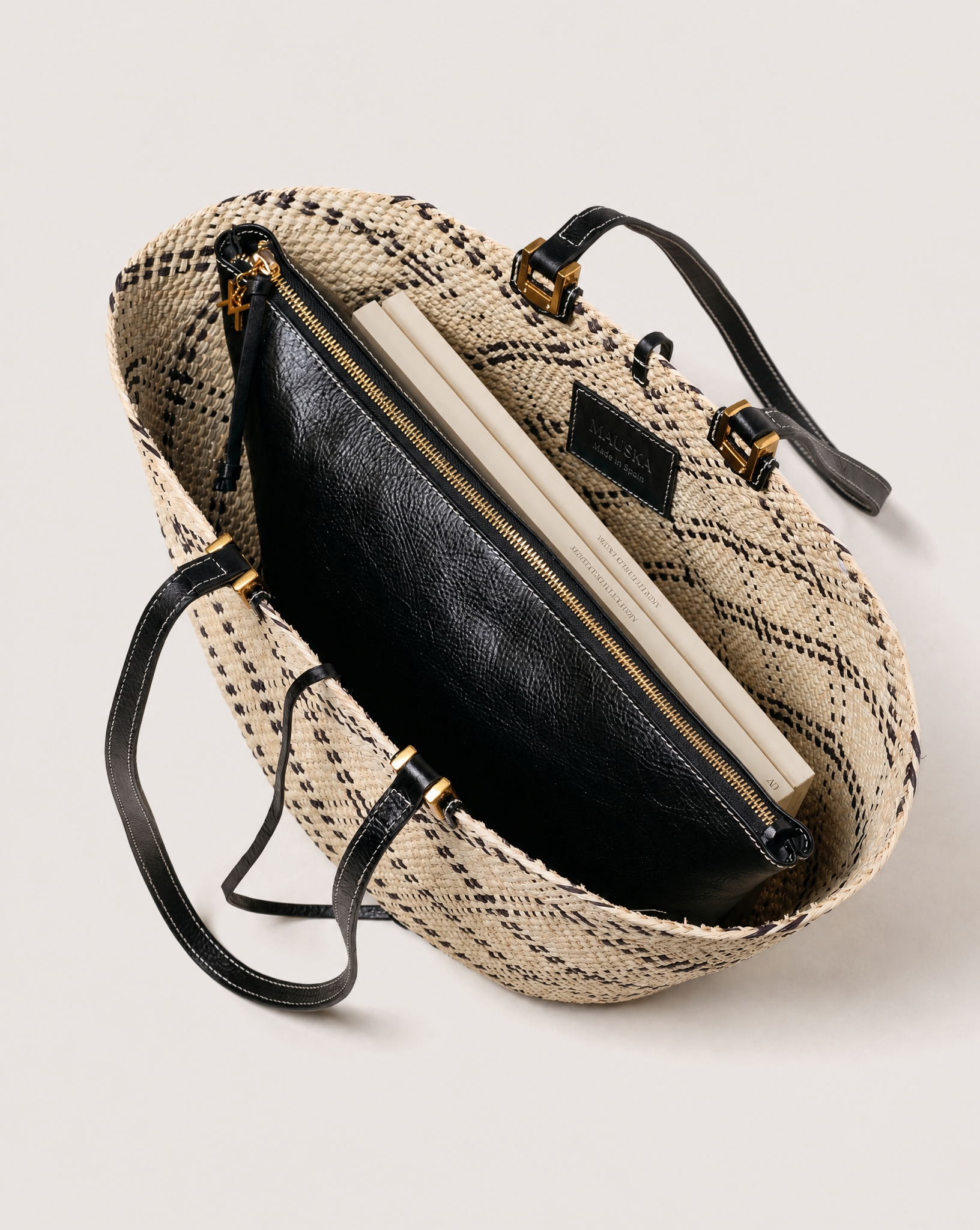 Cartagena Chess — con pouch de piel