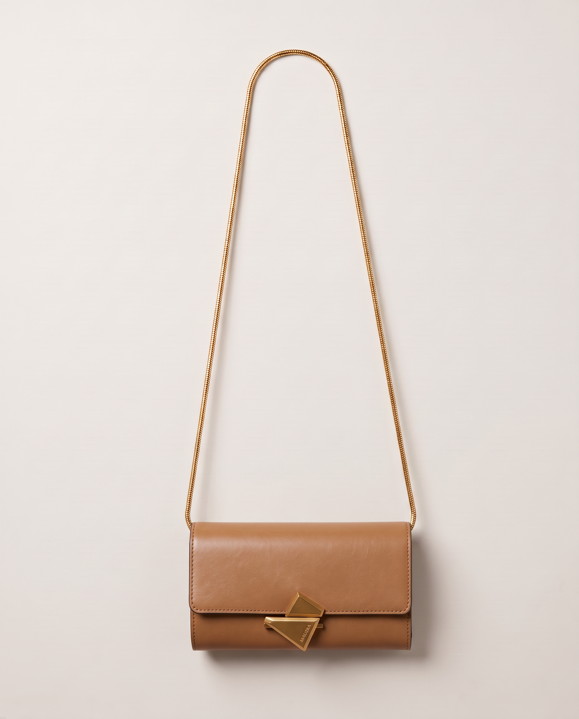 VEGA Clutch in natural color leather with gold-tone chain, front view